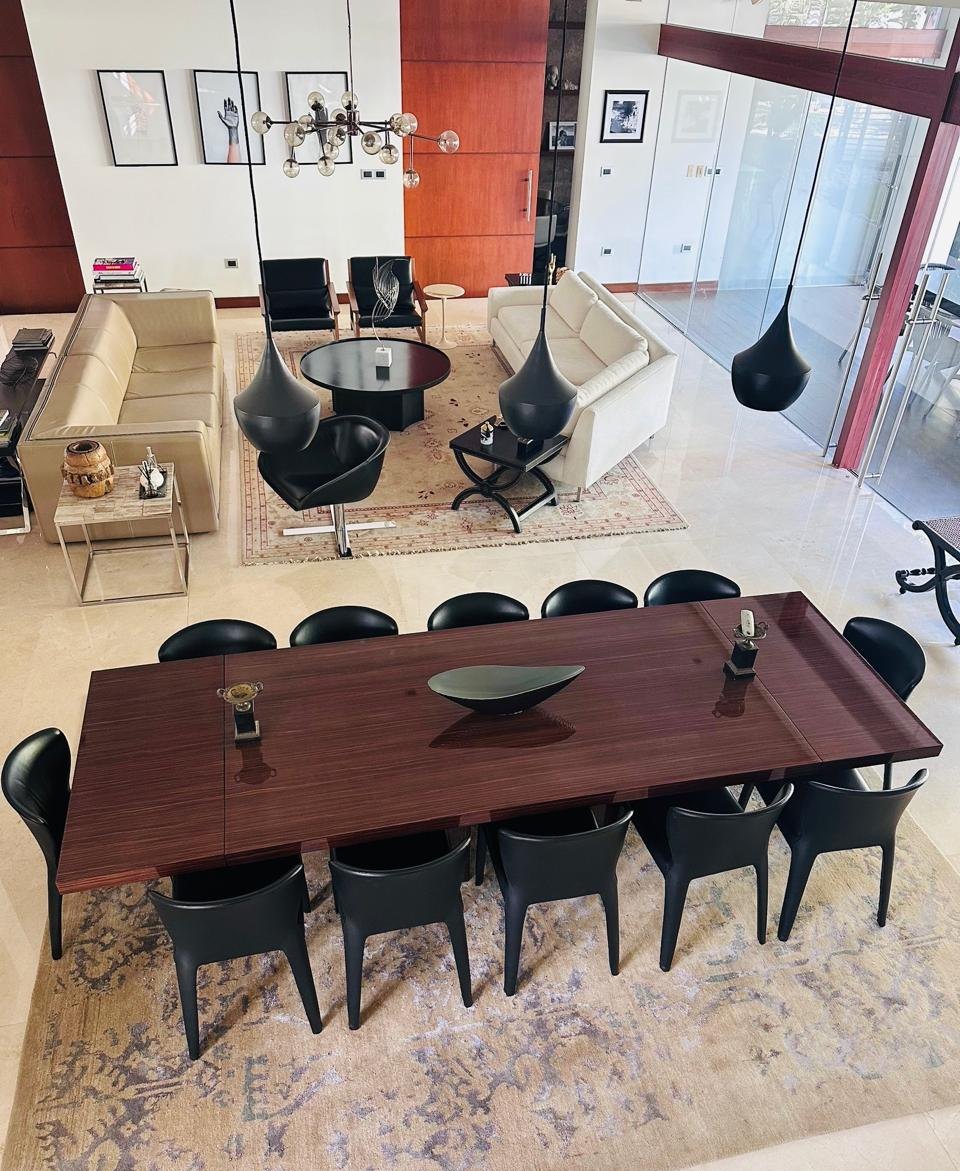 Comedor amplio integrado con la sala principal